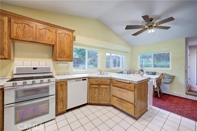 149 Vine Street, Paso Robles CA: https://media.crmls.org/medias/9544bd9f-4c13-46f2-b7f1-1aa51824c5d8.jpg