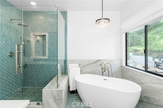 24743 Vantage Point Terrace, Malibu CA: https://media.crmls.org/medias/954515d8-1c31-460b-9bda-b4b7cfd0a44c.jpg