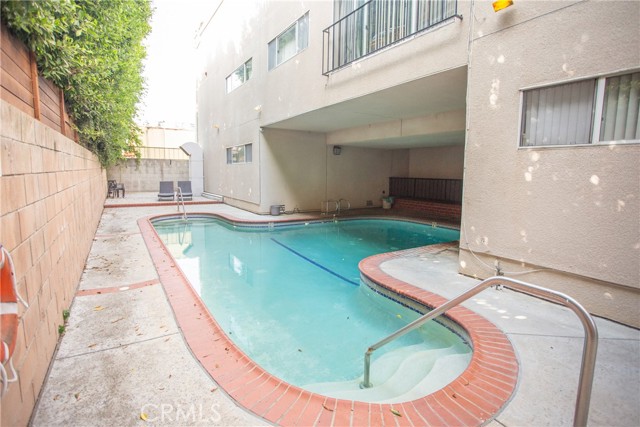 Detail Gallery Image 46 of 52 For 15248 Dickens St #105,  Sherman Oaks,  CA 91403 - 2 Beds | 2 Baths