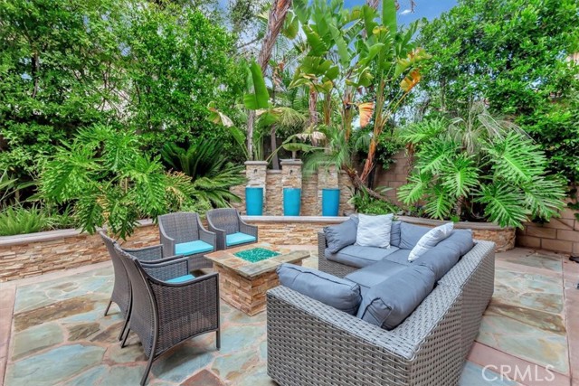 27 Looking Glass, Irvine CA: https://media.crmls.org/medias/9546100f-93c2-4e6d-b1ac-0bf4d47328ff.jpg