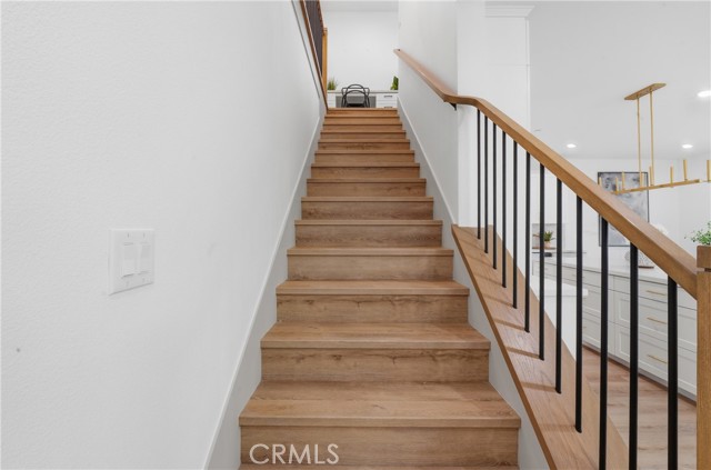 Detail Gallery Image 14 of 36 For 15534 Colorado Ave, Paramount,  CA 90723 - 4 Beds | 2/1 Baths