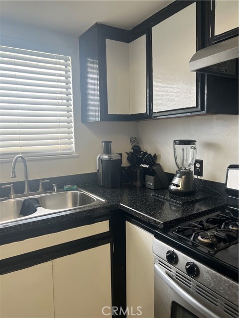 Detail Gallery Image 2 of 18 For 26259 Corona, Helendale,  CA 92342 - 3 Beds | 2 Baths