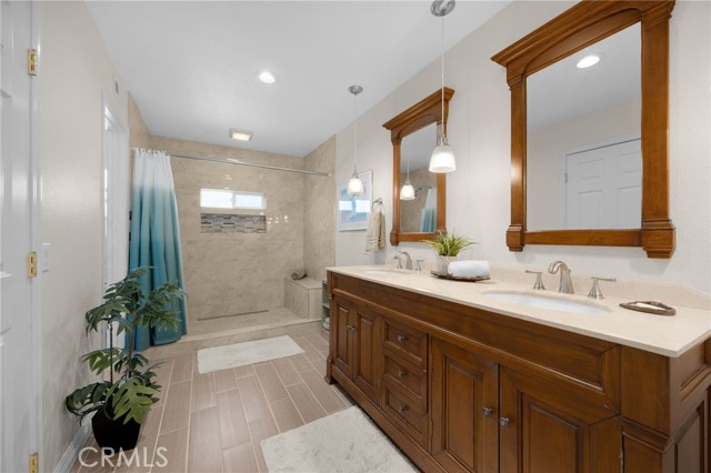Detail Gallery Image 10 of 50 For 915 S Kings Canyon Rd, Brea,  CA 92821 - 4 Beds | 3 Baths