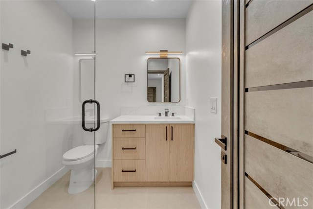 11240 Lull Street, Sun Valley CA: https://media.crmls.org/medias/9546be2d-28ad-407b-951f-a53ddafebfee.jpg