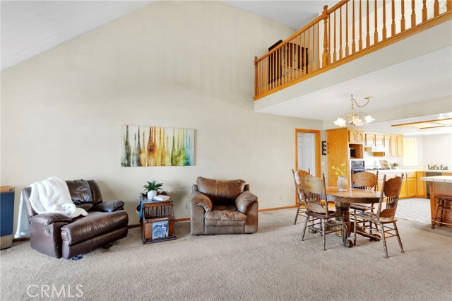 Detail Gallery Image 11 of 69 For 11062 Hollister Rd, Oak Hills,  CA 92344 - 4 Beds | 3 Baths