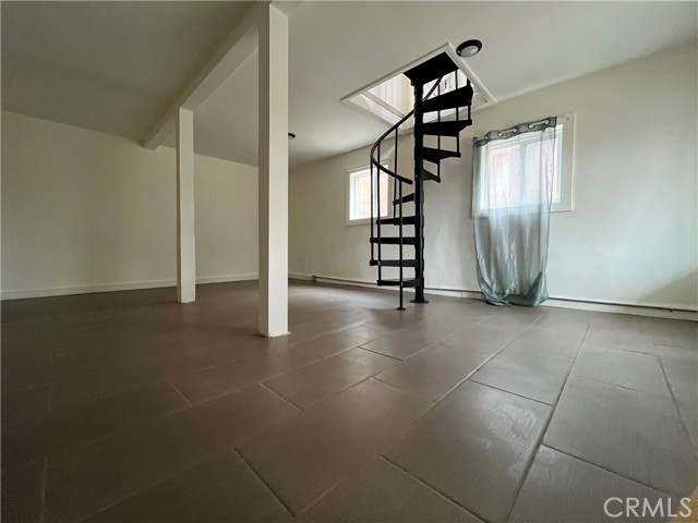 Detail Gallery Image 8 of 17 For 1716 Glen Ave, Pasadena,  CA 91103 - 2 Beds | 1 Baths