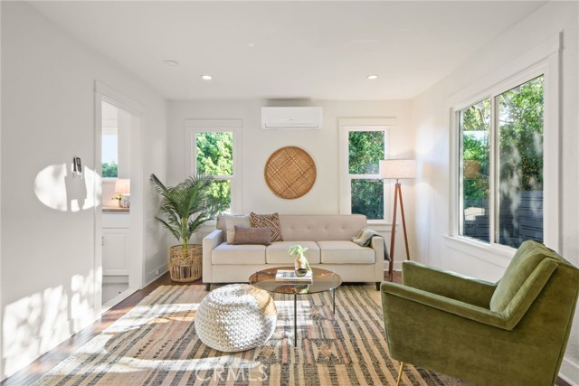 Detail Gallery Image 4 of 27 For 3908 Edison Walk, Los Angeles,  CA 90032 - 2 Beds | 2 Baths