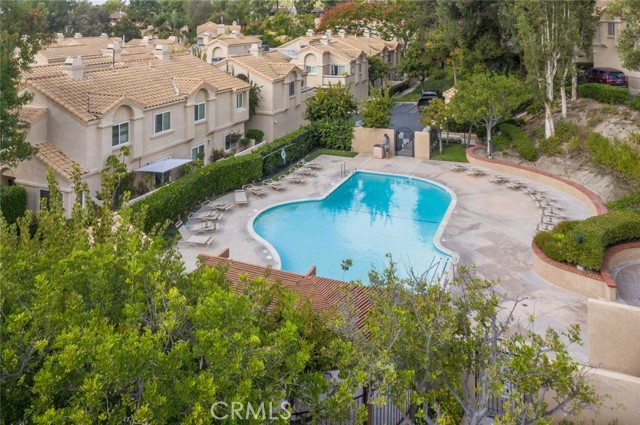 21216 Jasmines Way, Lake Forest CA: https://media.crmls.org/medias/954a0580-62ef-40c5-94f1-c7ffd20e1890.jpg