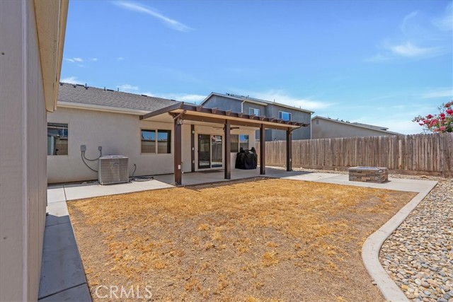 2454 W Mallard Lane, Hanford CA: https://media.crmls.org/medias/954a9efb-85dd-4e01-af34-4f9c9e9df742.jpg