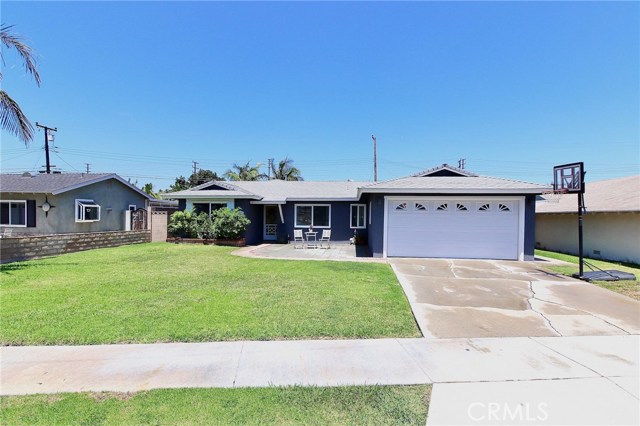 5161 Audrey Dr, Huntington Beach, CA 92649