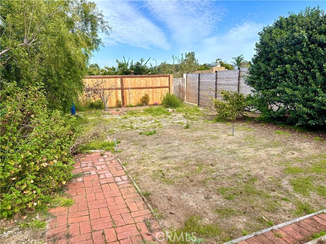 Detail Gallery Image 5 of 6 For 246 Vista Ct, Los Osos,  CA 93402 - 2 Beds | 1 Baths