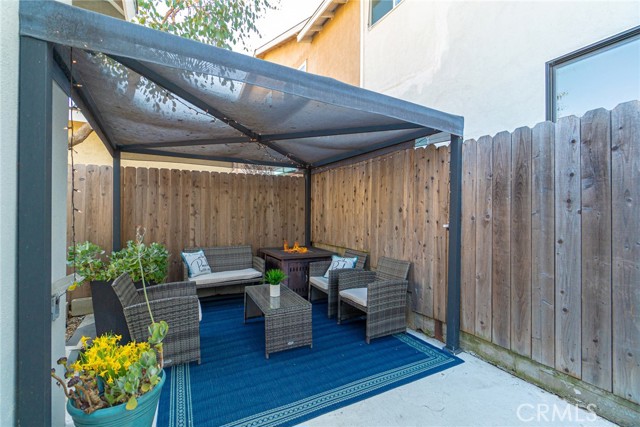 1266 7th Place, Hermosa Beach, California 90254, 3 Bedrooms Bedrooms, ,1 BathroomBathrooms,Residential,Sold,7th,SB24177899