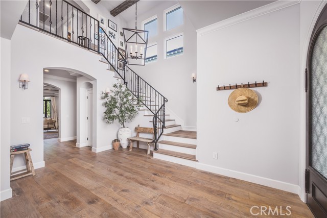 Detail Gallery Image 7 of 39 For 717 35th St, Manhattan Beach,  CA 90266 - 4 Beds | 4/2 Baths