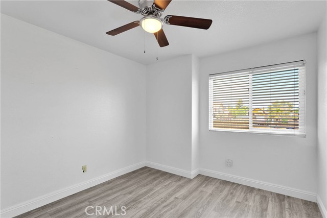 12725 Sundown Road, Victorville CA: https://media.crmls.org/medias/954c84c3-94cd-49f5-85b5-08e0679b58e1.jpg