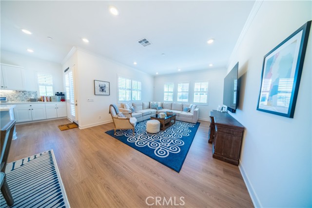 Detail Gallery Image 5 of 31 For 151 Sash, Irvine,  CA 92618 - 4 Beds | 3/1 Baths