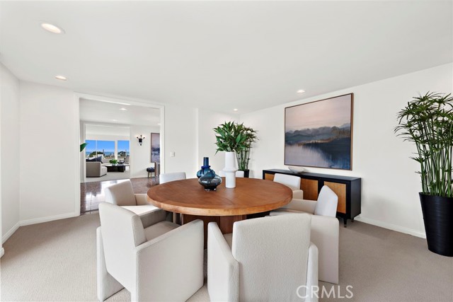 Detail Gallery Image 12 of 61 For 2519 Harbor View Dr, Corona Del Mar,  CA 92625 - 4 Beds | 2/1 Baths