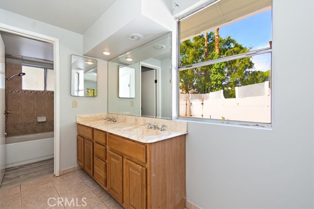 Detail Gallery Image 15 of 27 For 15017 Chalco St, La Mirada,  CA 90638 - 5 Beds | 2 Baths
