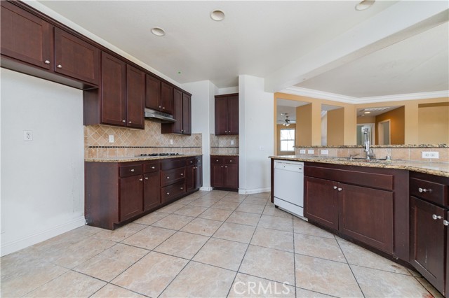 Detail Gallery Image 11 of 38 For 3029 Kalei Ct, Perris,  CA 92571 - 4 Beds | 3 Baths