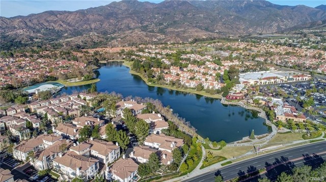 225 Montana Del Lago Drive, Rancho Santa Margarita CA: https://media.crmls.org/medias/954dffa4-24a7-45aa-8332-865d4981ffd1.jpg