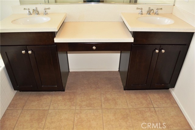11159 FLORENCE Lane, Loma Linda CA: https://media.crmls.org/medias/954ef115-3952-4d54-9fbf-8e42439de97c.jpg