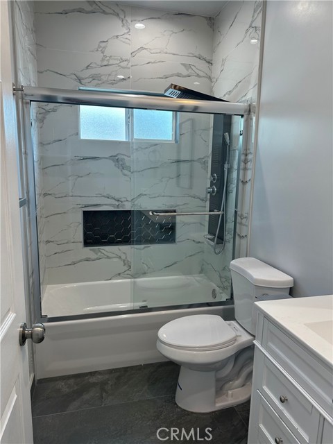Detail Gallery Image 16 of 22 For 15522 Tupper St, North Hills,  CA 91343 - 2 Beds | 2 Baths