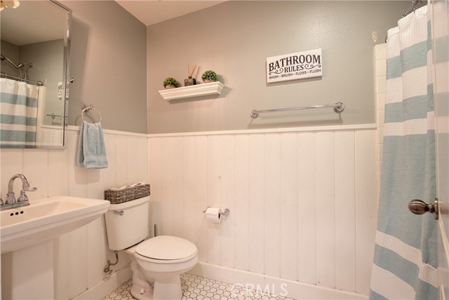Detail Gallery Image 16 of 36 For 39883 S Creek Cir, Murrieta,  CA 92563 - 5 Beds | 3 Baths