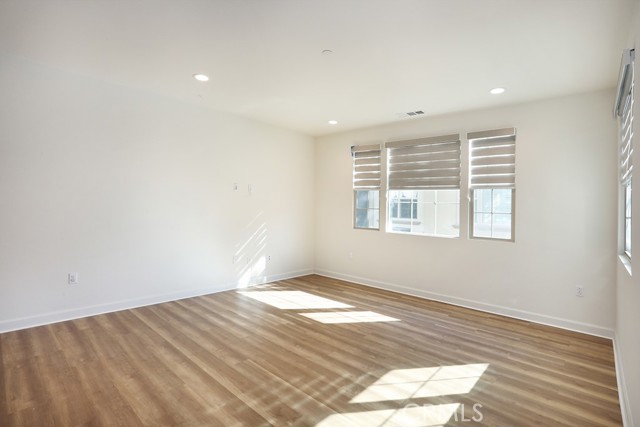 Image 7 of 27 For 183 Lantana  