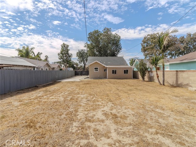 Detail Gallery Image 16 of 32 For 1435 Orange Ave, Santa Ana,  CA 92707 - – Beds | – Baths