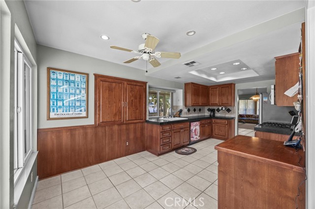 Detail Gallery Image 15 of 47 For 1233 Dale, Corona,  CA 92878 - 3 Beds | 2 Baths