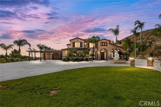 18936 Summerleaf Lane, Riverside CA: https://media.crmls.org/medias/95519e20-2a41-4bc3-8108-7dcc793ea9a3.jpg