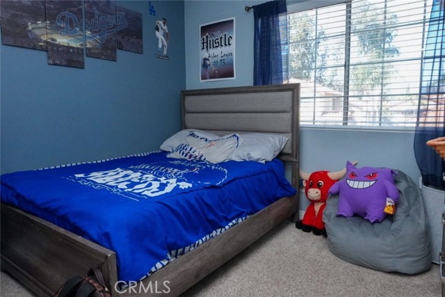 Detail Gallery Image 13 of 18 For 13643 Cabrillo Court, Fontana,  CA 92336 - 4 Beds | 2/1 Baths