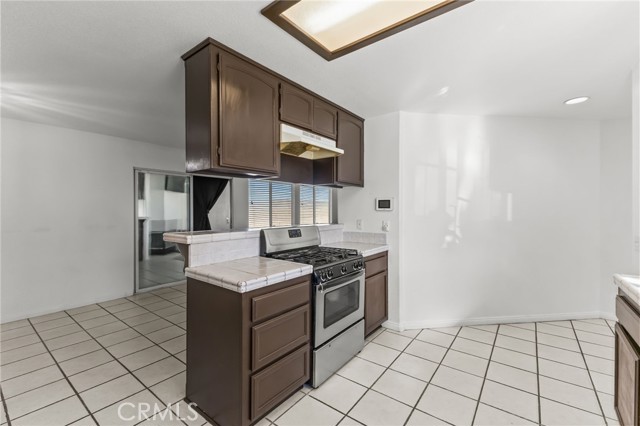 Detail Gallery Image 20 of 53 For 57088 Millstone Dr, Yucca Valley,  CA 92284 - 5 Beds | 3 Baths