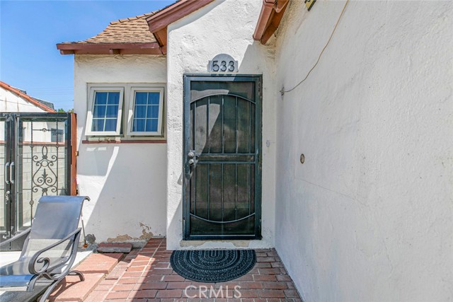 533 Hawthorne Street, Glendale CA: https://media.crmls.org/medias/95531e9d-d49f-4342-b441-2bc4ab35f2b0.jpg