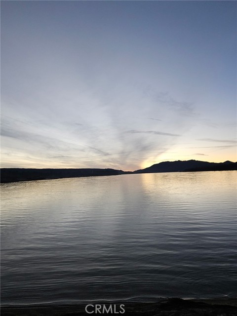 Detail Gallery Image 3 of 50 For 41922 Centre Ct, Big Bear Lake,  CA 92315 - 3 Beds | 3/1 Baths