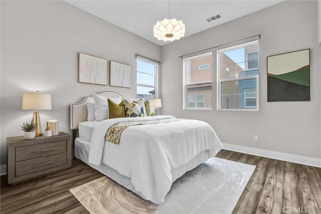 MLS #OC25184425 image #15
