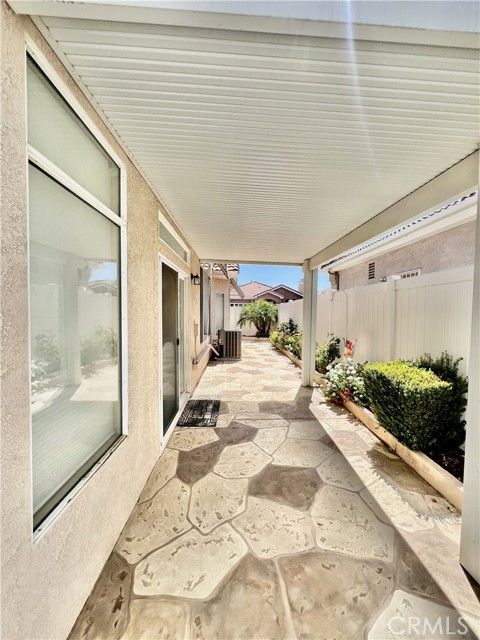 26933 Circus Drive, Menifee CA: https://media.crmls.org/medias/955337d9-4a3a-4b62-b114-a30185bf4d95.jpg