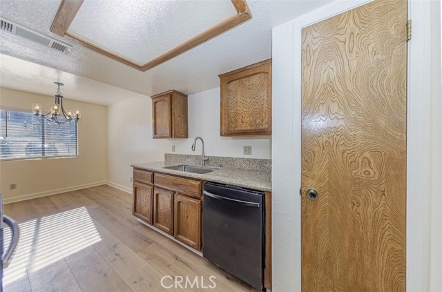 Detail Gallery Image 13 of 24 For 49400 River Park Rd #7,  Oakhurst,  CA 93644 - 2 Beds | 2 Baths