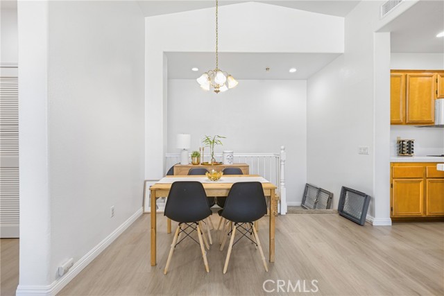 Detail Gallery Image 6 of 28 For 27946 John F Kennedy a,  Moreno Valley,  CA 92555 - 2 Beds | 2 Baths