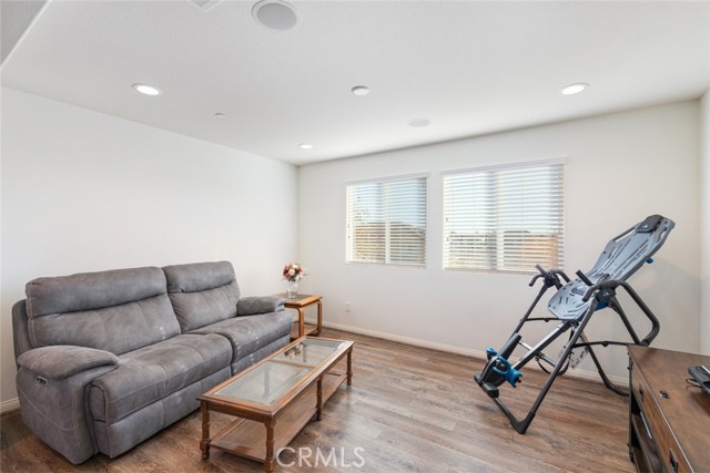 Detail Gallery Image 19 of 40 For 30517 Copper Rose, Murrieta,  CA 92563 - 4 Beds | 3/1 Baths