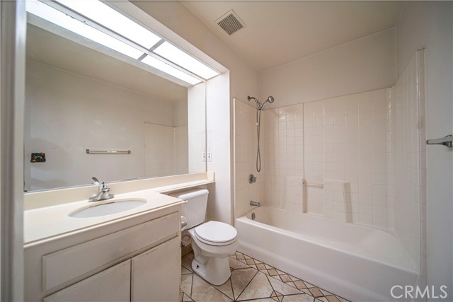 Detail Gallery Image 19 of 29 For 6358 Gage Ave #108,  Bell Gardens,  CA 90201 - 2 Beds | 2 Baths