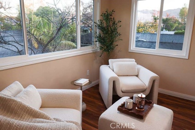 Detail Gallery Image 47 of 55 For 1305 W Riverside, Burbank,  CA 91506 - 4 Beds | 2 Baths