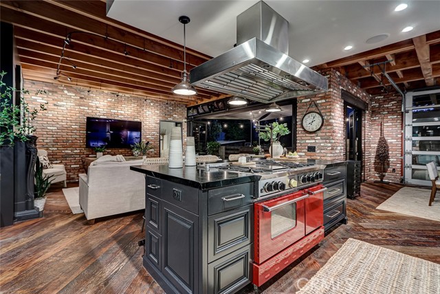 3208 Agnes Road, Manhattan Beach CA: https://media.crmls.org/medias/95592d46-413e-4416-bbaf-1767ef20ec91.jpg