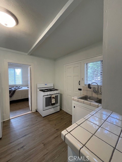 23752 Inspiration, Crestline, CA 92325