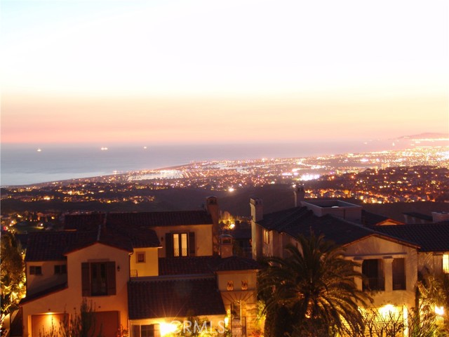 39 Sarteano Dr., Newport Coast CA: https://media.crmls.org/medias/955a08e0-ccfb-4878-9572-f6aed546832e.jpg