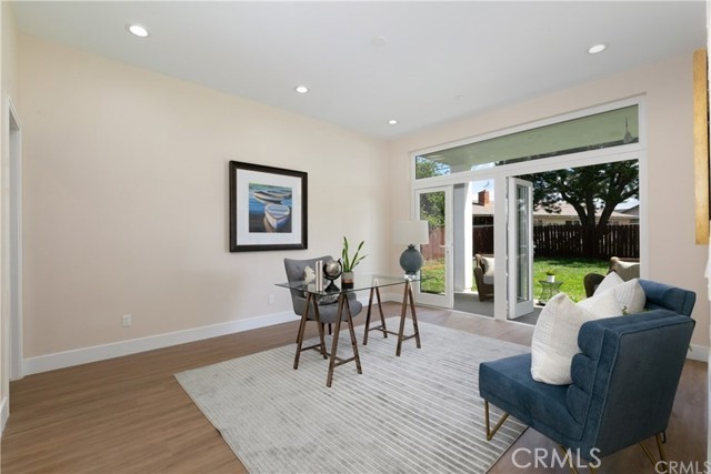 Detail Gallery Image 12 of 27 For 14142 Dall Ln, North Tustin,  CA 92780 - 5 Beds | 5/1 Baths