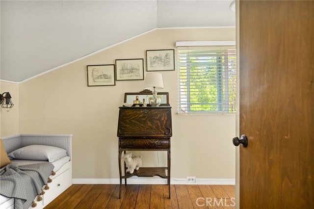 243 Manzanita Drive, Lake Arrowhead CA: https://media.crmls.org/medias/955a9b9d-f99c-4c78-a4af-4385ed226be8.jpg