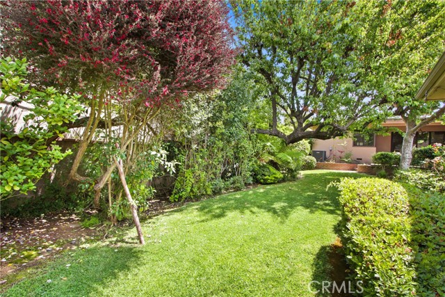 Detail Gallery Image 33 of 34 For 3853 Cedar Ave, Long Beach,  CA 90807 - 2 Beds | 2 Baths