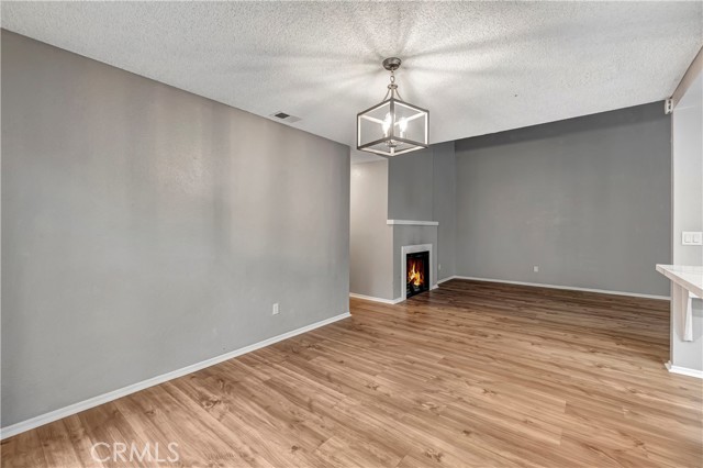 Detail Gallery Image 7 of 37 For 16152 Orange Ct, Fontana,  CA 92335 - 3 Beds | 2 Baths