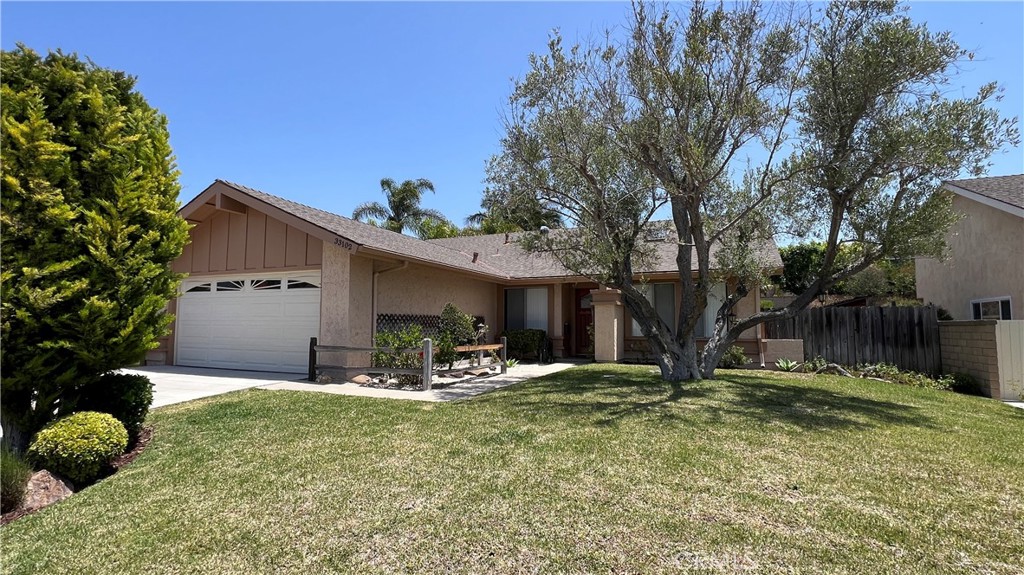 33102 Elisa Drive