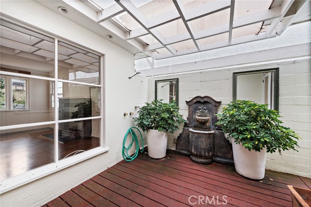 413 Dahlia Avenue, Corona del Mar CA: https://media.crmls.org/medias/955ce794-04fe-47b4-a7ee-b5bb260d2126.jpg